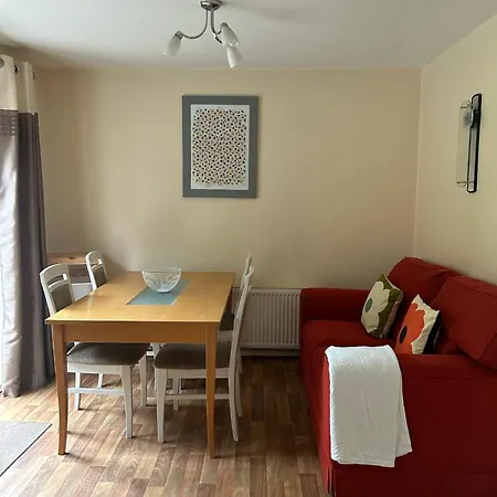 Casa vacanze Sleeps 6 Three Bed Modern House Near Dcu And Airport Private Parking *