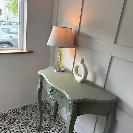 Sleeps 6 Three Bed Modern House Near Dcu And Airport Private Parking * Dublino