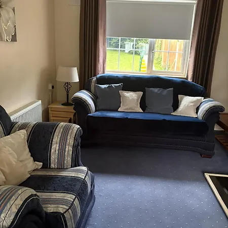 Sleeps 6 Three Bed Modern House Near Dcu And Airport Private Parking * Dublino