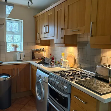 Casa vacanze Sleeps 6 Three Bed Modern House Near Dcu And Airport Private Parking